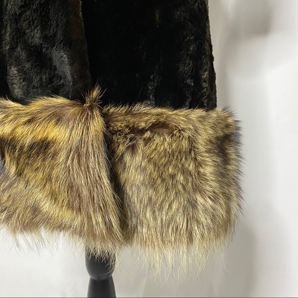 Vintage Double Breasted Victorian Brown Fur Coat - Picture 5 of 11